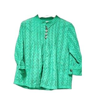 Choices Green Lace Button Embroidered Tunic Blouse Floral Size M